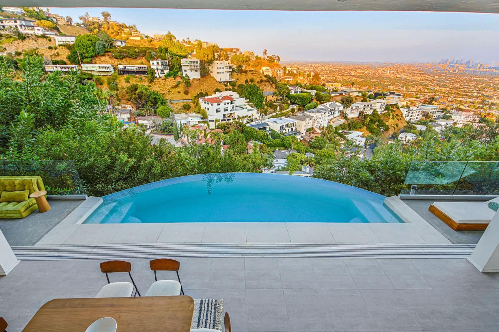 Luxurious Hillside With Infinity Pool&views Villa