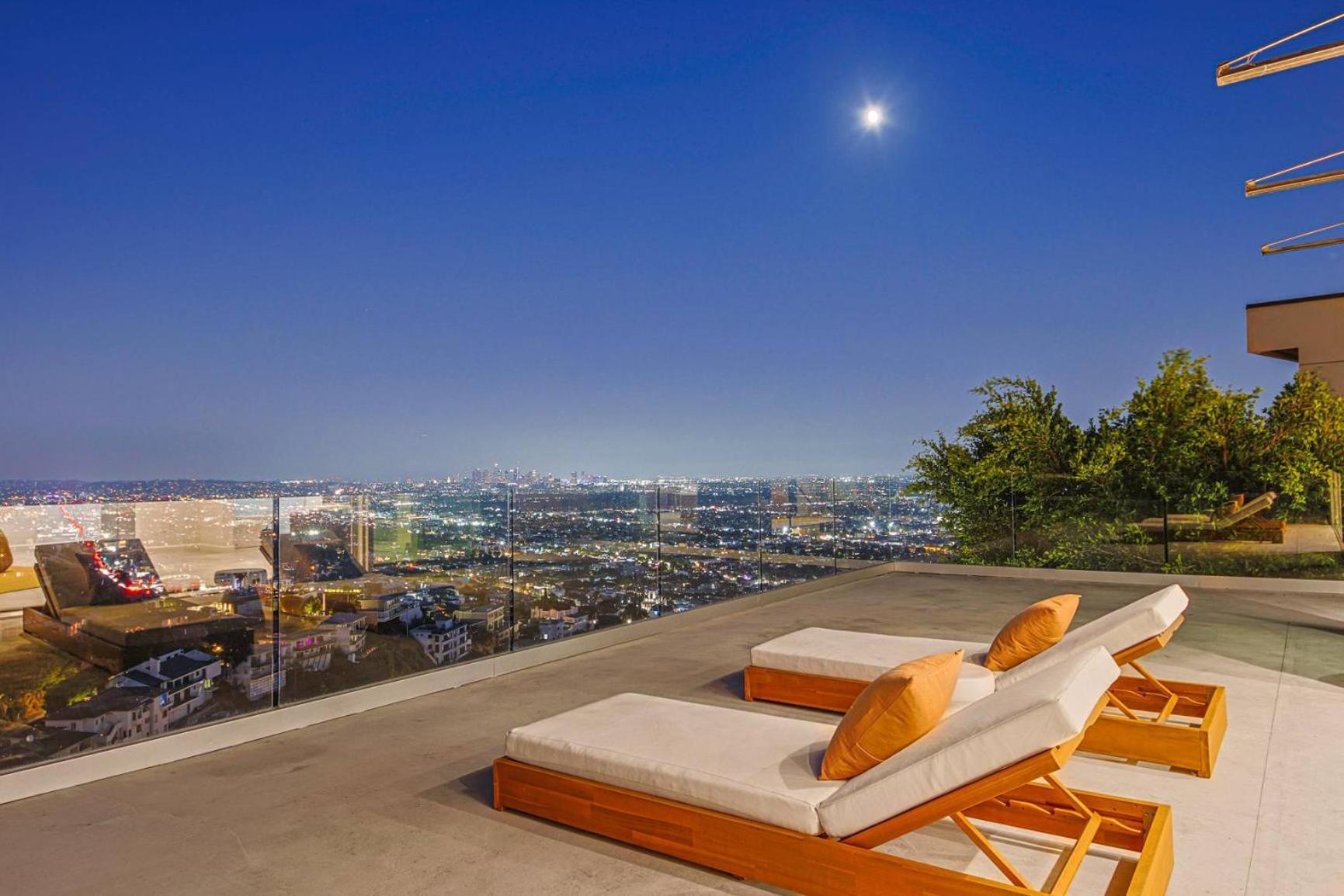 Villa Luxurious Hillside With Infinity Pool&views
