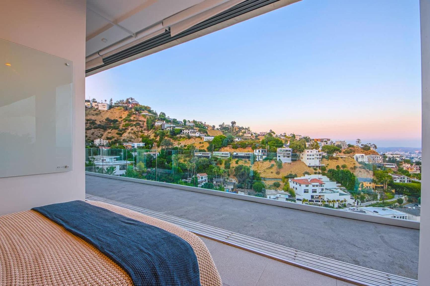 Luxurious Hillside With Infinity Pool&views Villa *